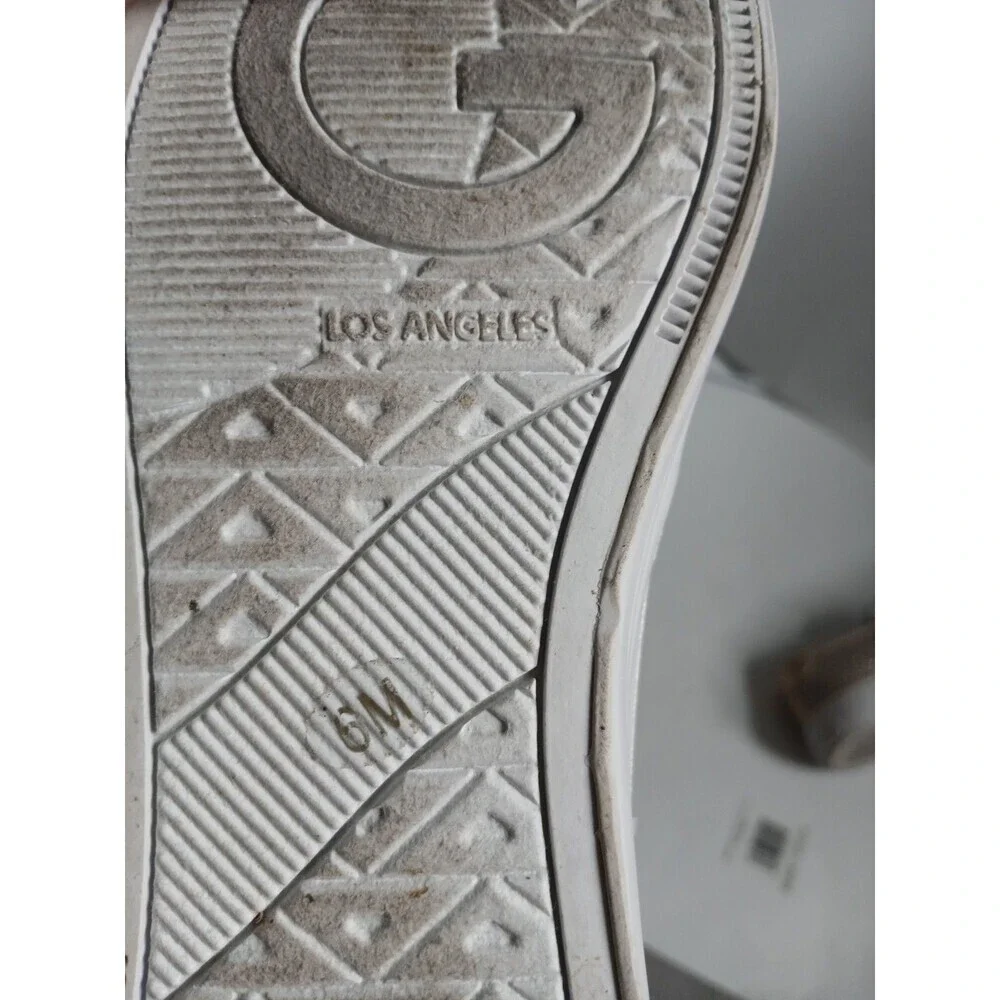 GBG Guess Women’s Gold Glitter Slip On Sneakers Platform Casual Shoes Size 6M